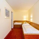 Ringhotel Warnemünder Hof 4*