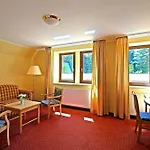 Ringhotel Warnemuender Hof Otel
