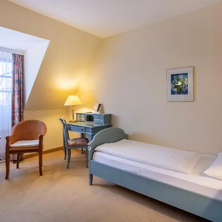 Hotel Ringhotel Warnemuender Hof 4*