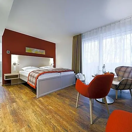 Ringhotel Warnemuender Hof 4*