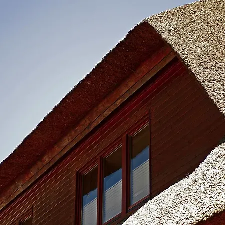 Ringhotel Warnemuender Hof 4* רוסטוק