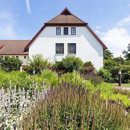 Otel Ringhotel Warnemuender Hof 4*