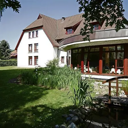 Otel Ringhotel Warnemuender Hof 4*