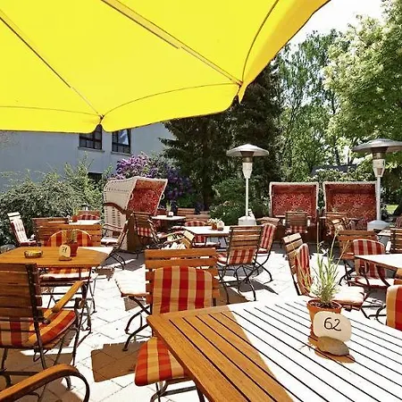 מלון Ringhotel Warnemuender Hof 4*