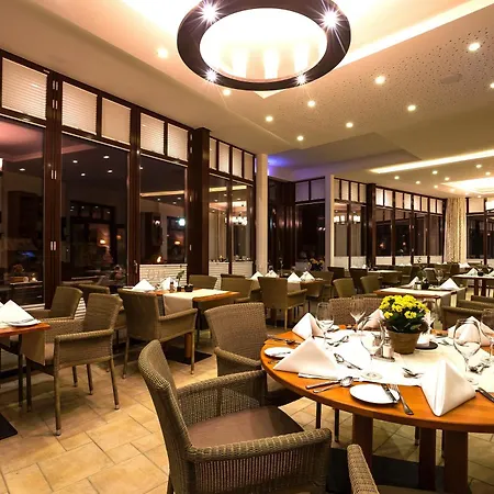 Ringhotel Warnemuender Hof 4*