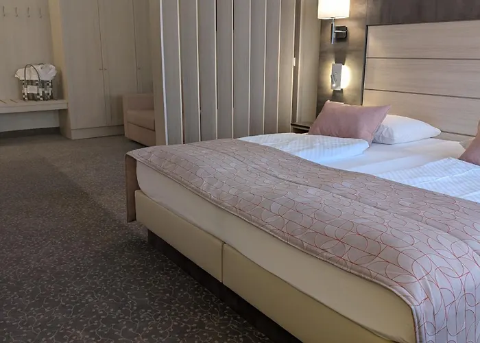 Szálloda Ringhotel Warnemuender Hof